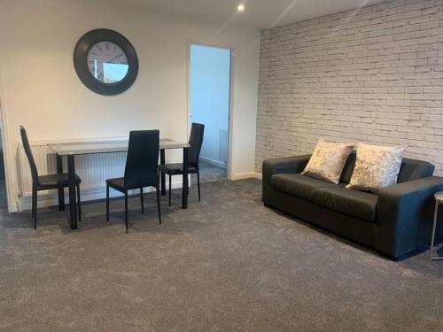 Gallery image of 5. Homely Cecil Apartments in Birmingham