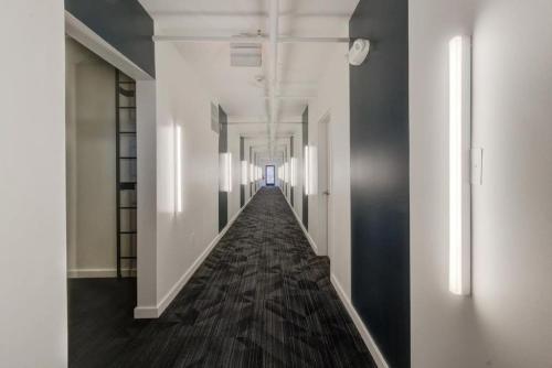 Gambar di galeri bagi Prime Location - Modern Loft Right on S Main St! di Memphis