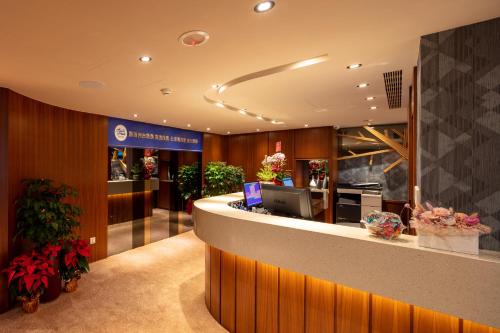Lobi atau kawasan kaunter penerimaan di Rich & Free Hotel - Kaifeng 富逸旅趣-北車開封館
