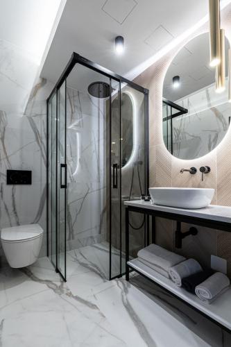 Un baño de Aparthotel Zakopane