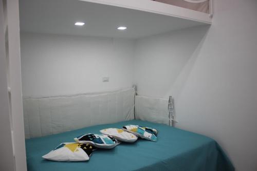 Letto o letti in una camera di VerdeMare Charming accommodation in Vietri Sul Mare - Amalfi coast