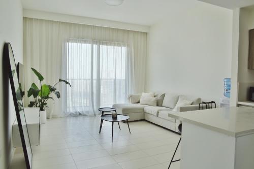 Posezení v ubytování Dubai Hills - Stylish One Bedroom Apartment