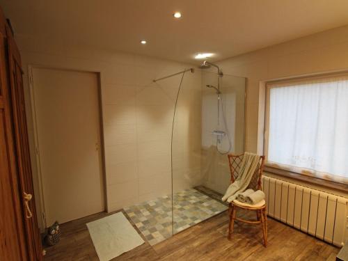 Ένα μπάνιο στο Maison avec Terrasse, Babyfoot et Pétanque à Gérardmer - FR-1-589-110