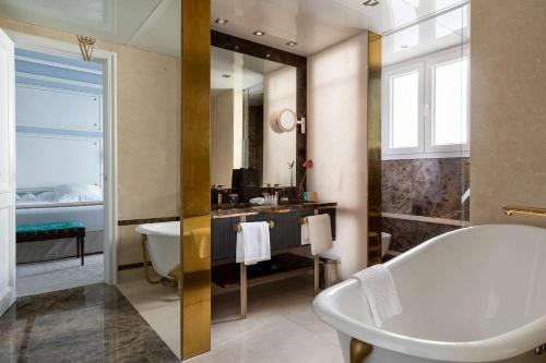 Wellington Hotel & Spa Madrid photo 208