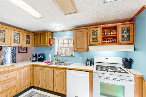 11 A M Rd – Photos 3