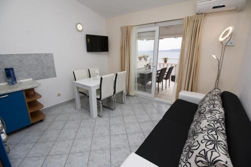 Apartment in Pisak with sea view, terrace, air conditioning, WiFi 3340-7