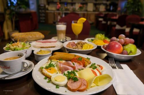Nourriture dans l'hôtel ou à proximité