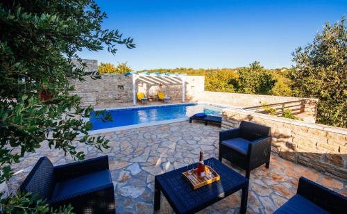 Poolincluded Villa Korlat – Photos 3
