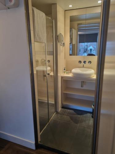 Koupelna v ubytování Hotel Oldenburg