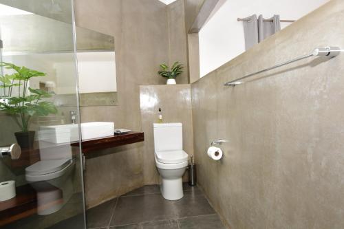 Koupelna v ubytování OnQ Accommodation