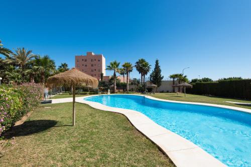 NEW ROYAL TORREQUEBRADA BEACH ideal for families & groups