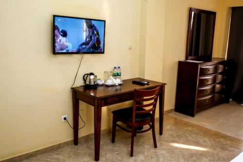  Brisotel - Beira Mar -  Chambre  photo :   Tea/Coffee maker    Minibar    Bath                           