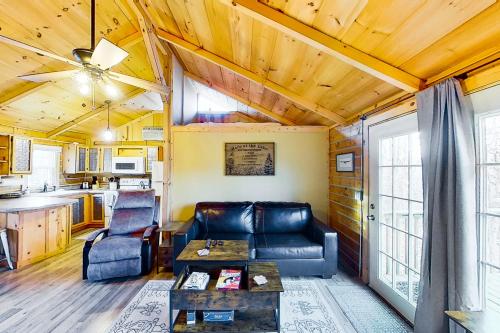 The Eldon Cabin Experience – Photos 5