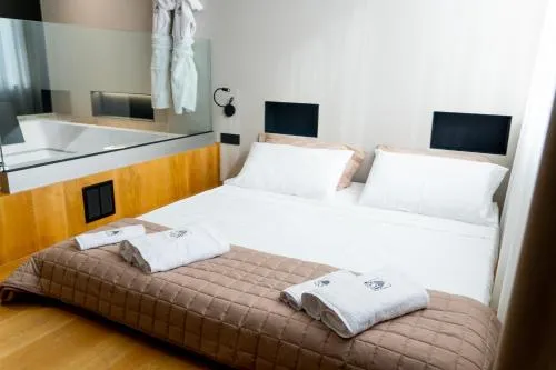 ZOE LUXURY SUITES photo 11