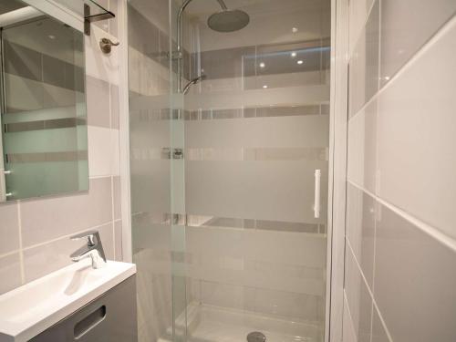 Val Thorens - Appt 6 pers rénové, 2 chambres, WiFi, loc. à skis, proche pistes