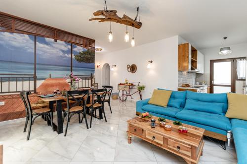 Best Friends & Fam apt,Town of Naxos island,by NaxosVibe