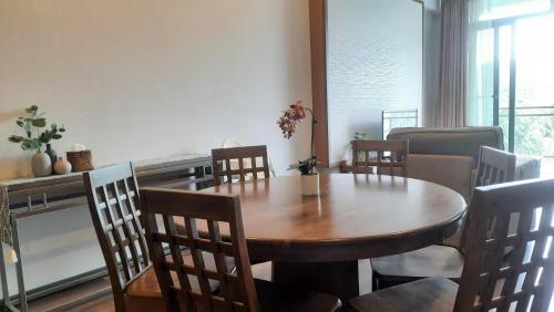 Χώρος καθιστικού στο G Residence - 3R2B The Retreat, Aranda Nova, Cameron Highlands