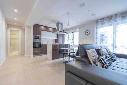 Pablo Iglesias By Silastur