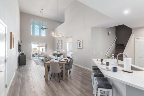 Queen Creek #460 condo – Photos 3