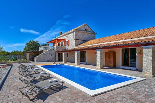 Villa Jacassa with pool and jacuzzi