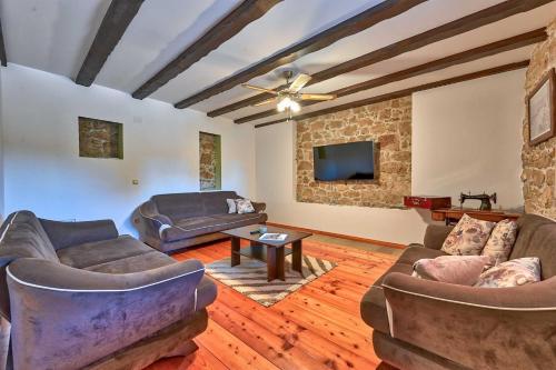 Villa Jacassa with pool and jacuzzi