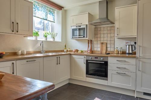 Middlewick Holiday Cottages – Photos 3