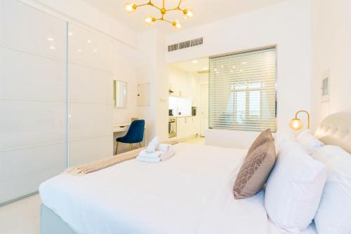 Fotografie z fotogalerie ubytování Gorgeous Studio with breath-taking Palm Views v Dubaji