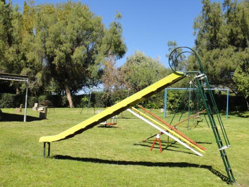Zona de juegos para niños en Hosteria Automovil Club Argentino Cachi