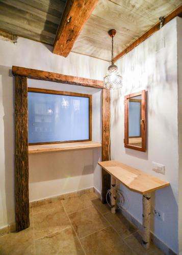 Foto de la galería de Downtown Rustic Studio en Brasov