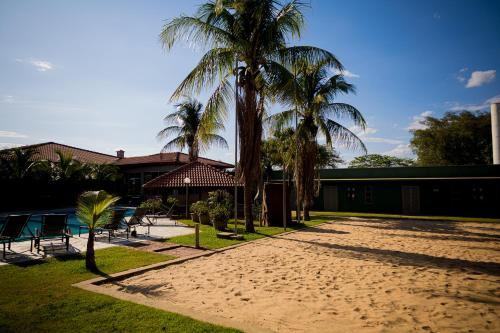 Bazén v ubytování Hotel Real Garden nebo v jeho okolí