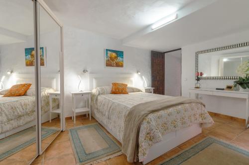 Casa del Sol Terrace Parking