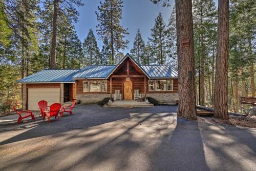 Homey Long Barn Cabin with Deck and Fire Pit!