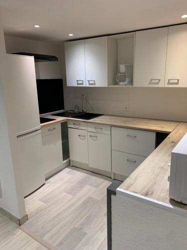 Appartement 1er Etage 42m2 hyper centre ville / parking gratuit