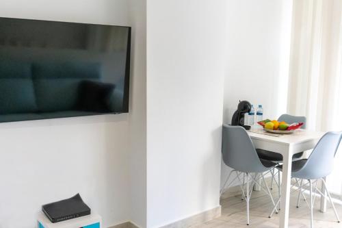 El Dorado114, 2 bedrooms full AC with pools