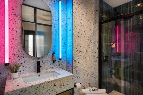 Coeo Peña Design Apartments photo 29