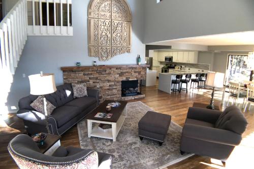 Tranquil Mountain Retreat