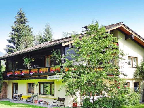 Bright apartment in Schönau am Königsee in a top location