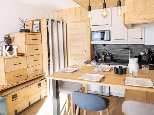 Bel appartement rénové 4 pers, cuisine équipée, proche commerces