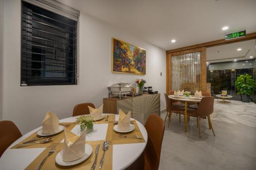 Fotografie z fotogalerie ubytování Maison Vy Anh Hotel & Apartment v destinaci Danang