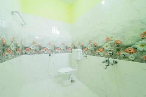 Phòng tắm tại Ameer Homes