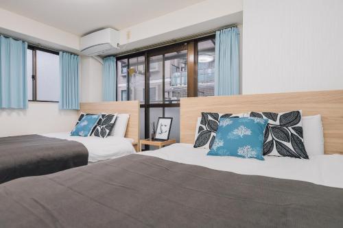 J Apartment Hotel