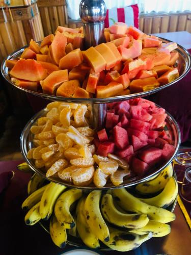 Comida en o cerca de este hotel