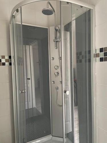 Kylpyhuone majoituspaikassa SCI DBSN
