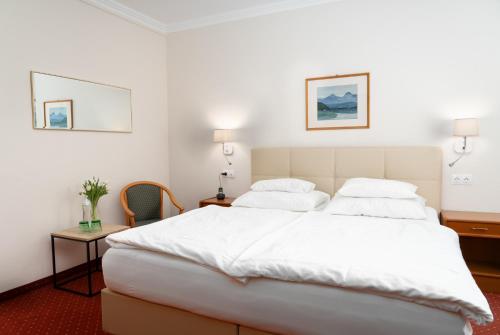 Gallery image of Inselhotel Faakersee in Faak am See