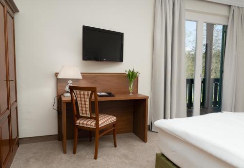 Gallery image of Inselhotel Faakersee in Faak am See