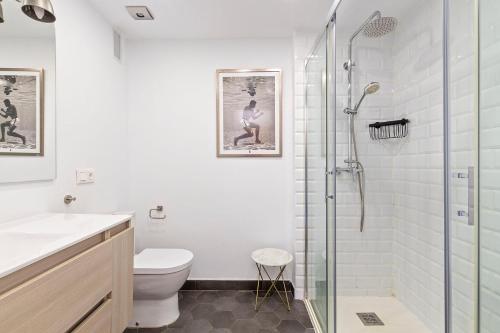 Kúpeľňa v ubytovaní Precioso apartamento a 5 minutos andando de la playa