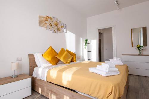 Rent Apartment - Stylish House Free WiFi-Parking-Airport