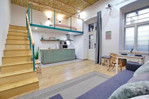 Lovely&modern downtown apartment with FREE PARKING 1172 Budapest, 11 Akácfa utca kép - 3