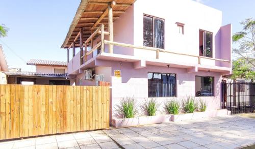 Residencial Viva Torres- Casas Privativas c 2 dorm, Sala e Cozinha Completa com Piscina Termica Comp