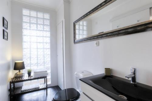 BmyGuest - Castelo Stylish Flat